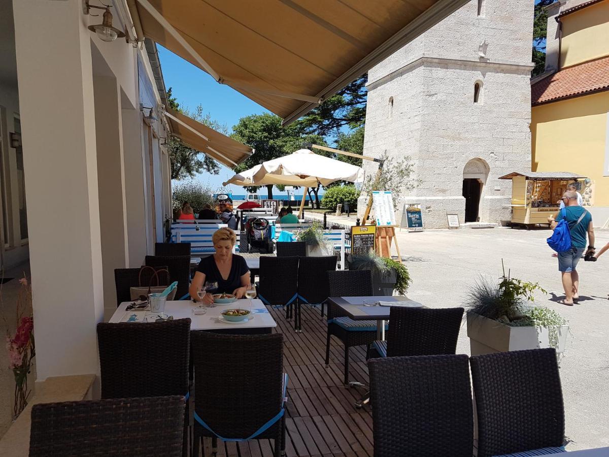 Lora Deluxe Superior 5 Star Apartment, Your Piece Of Heaven By The Sea & Park With Sea & Park View Novigrad Istria Dış mekan fotoğraf