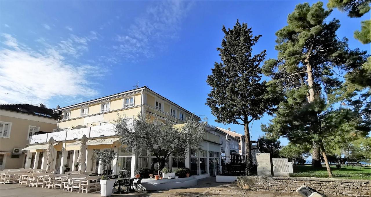 Lora Deluxe Superior 5 Star Apartment, Your Piece Of Heaven By The Sea & Park With Sea & Park View Novigrad Istria Dış mekan fotoğraf