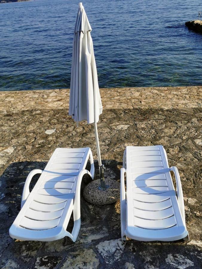Lora Deluxe Superior 5 Star Apartment, Your Piece Of Heaven By The Sea & Park With Sea & Park View Novigrad Istria Dış mekan fotoğraf